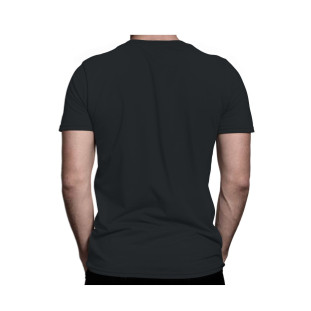 CAMISETA PRETA/BRANCA